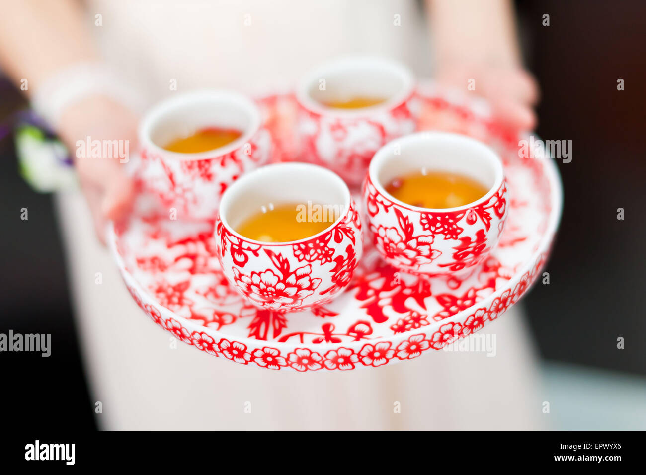 Cerimonia del tè cinese tazze in giorno di nozze Foto Stock