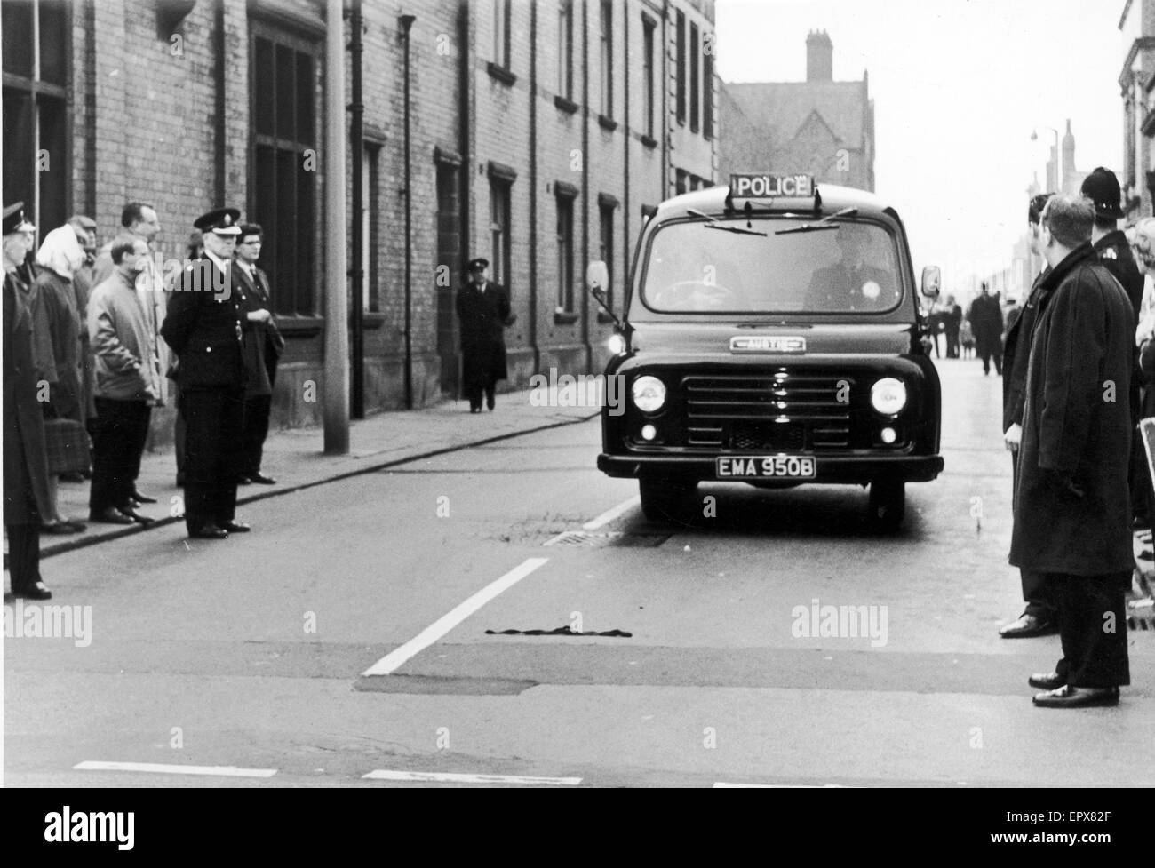Accusato di lasciare Hyde corte, Manchester, ottobre 1965. I Mori omicidi sono stati effettuati da Ian Brady e Myra Hindley tra luglio 1963 e ottobre 1965, in ed intorno a ciò che è ora Greater Manchester, Inghilterra. Le vittime erano cinque bambini di età compresa tra i 10 Foto Stock