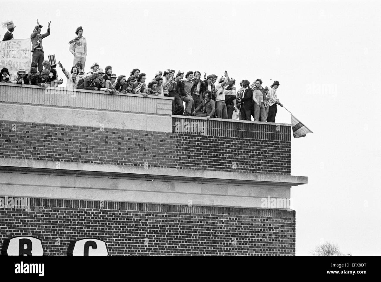 Southampton 1-0 il Manchester United. Open Top sfilata in Southampton dopo la finale di FA Cup Win, domenica 2 maggio 1976. Foto Stock