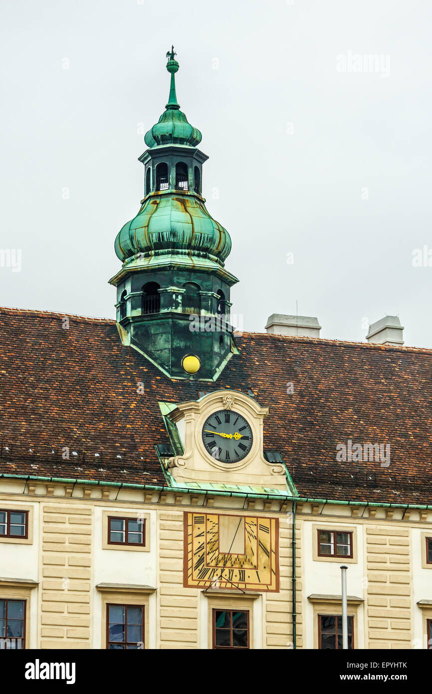 Orologio in Palazzo di Hofburg di Vienna. Foto Stock