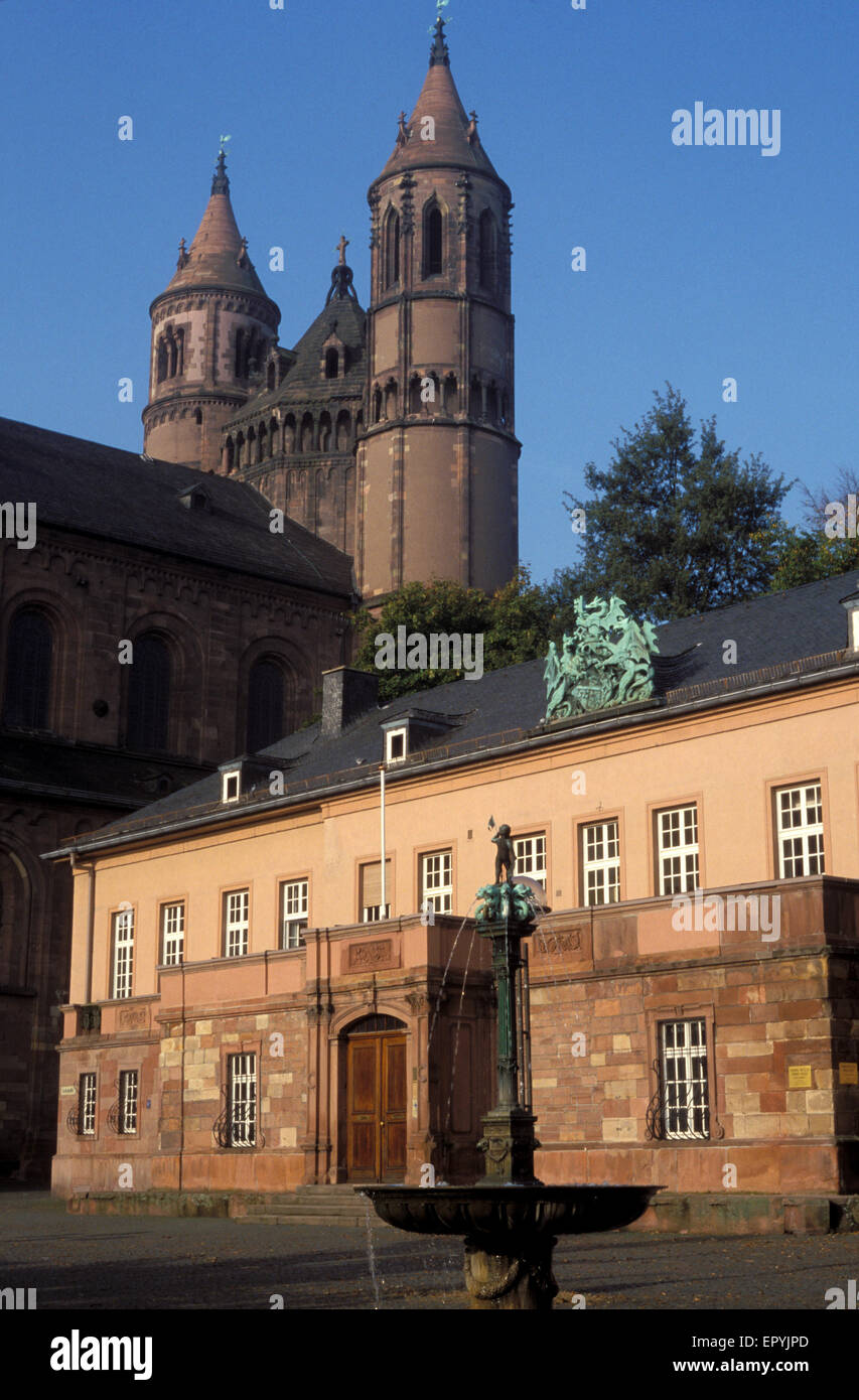DEU, Germania, worm, la cattedrale e il castello. DEU, Deutschland, Worm, Der Dom und das Schloss. Foto Stock