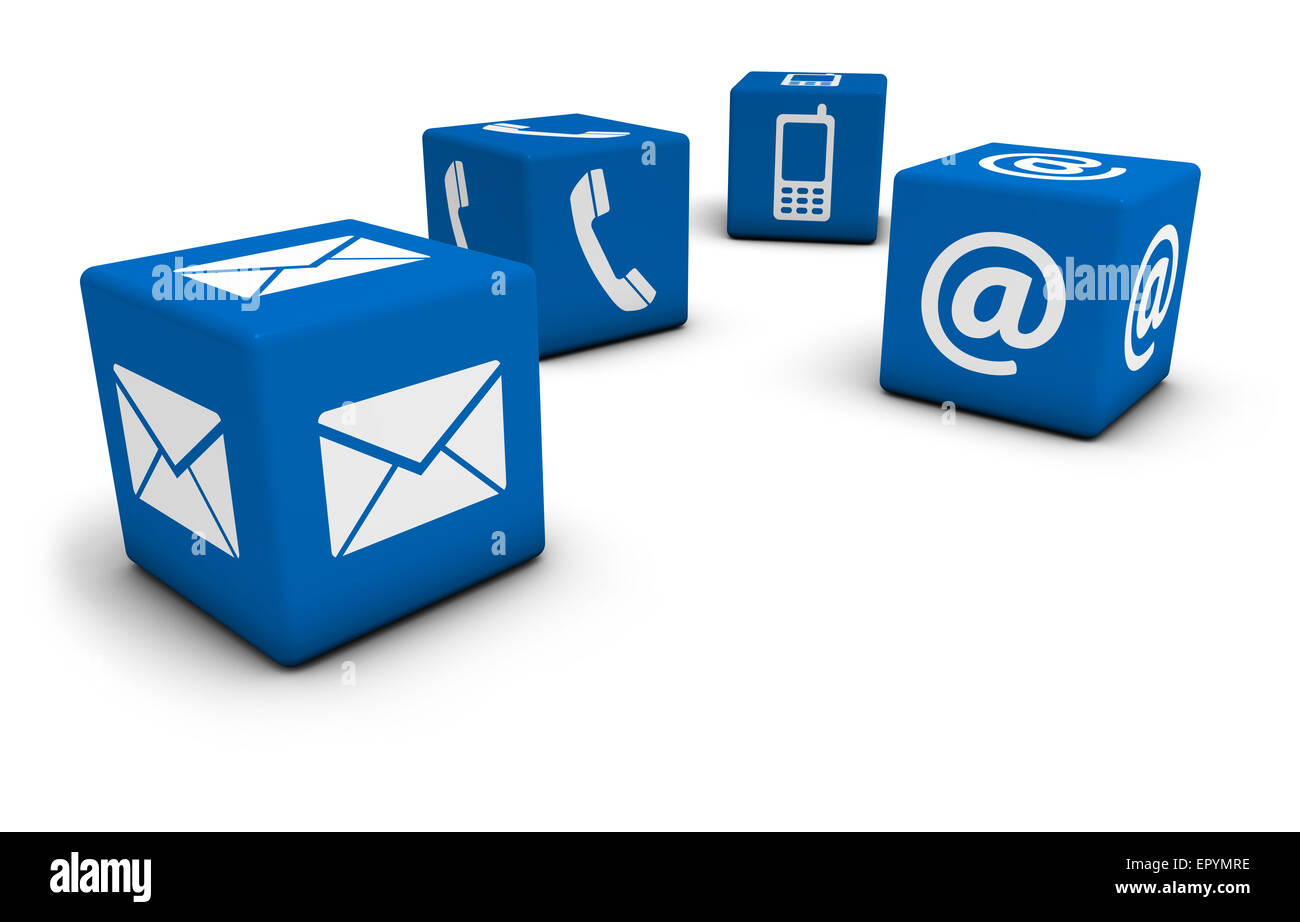 Web contattaci il concetto di Internet con e-mail, telefono cellulare e a icona e simbolo su quattro cubi blu per il sito e blog. Foto Stock