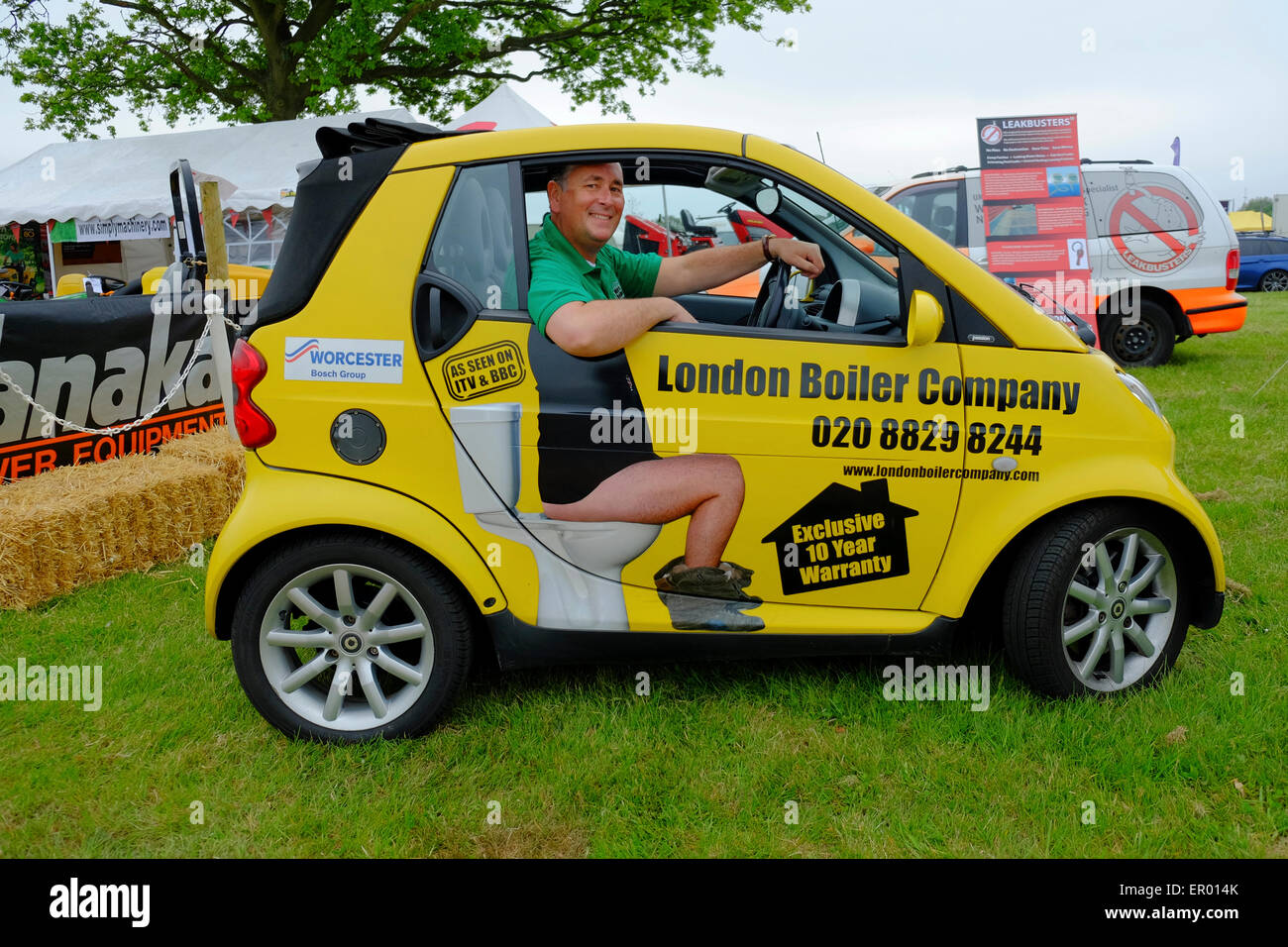 Smart Auto pubblicità Londra società caldaia a Hertfordshire County Show , Redbourn, Hertfordshire, Inghilterra Foto Stock