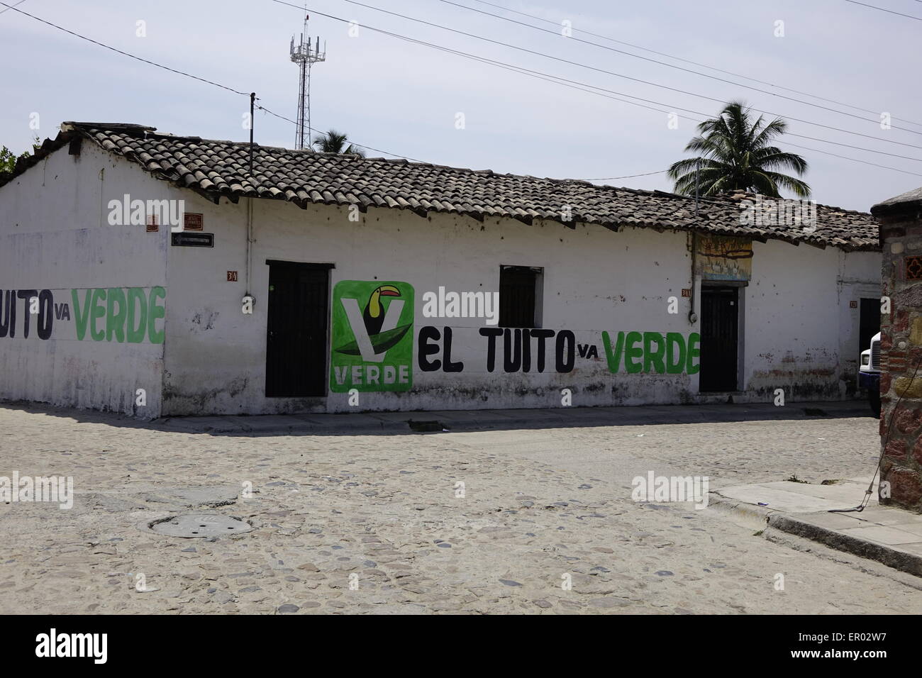 Edificio nel centro della città di El tuito, Messico Foto Stock