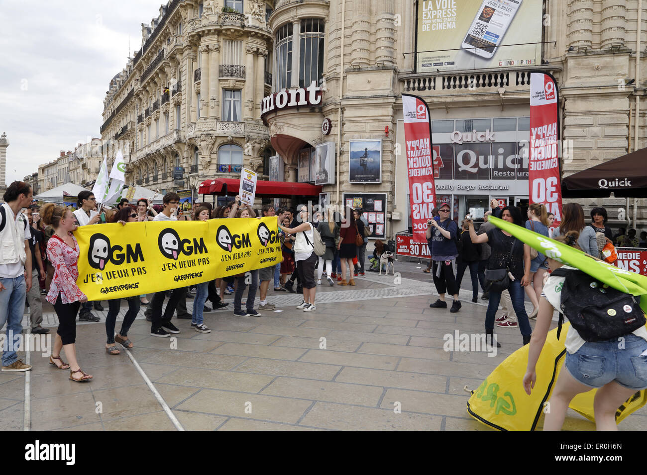 Montpellier, Francia. Xxiv Maggio, 2015. Global March contro Monsanto dimostrazione in Montpellier, Languedoc-Roussillon, Francia Credito: Digitalman/Alamy Live News Foto Stock