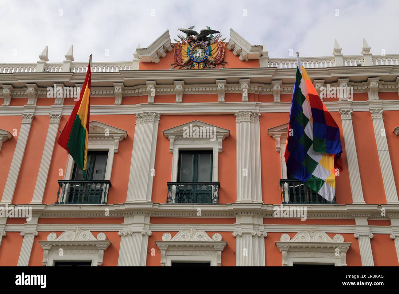 Palacio Quemado a Nuestra Señora de la Paz, comunemente noto come La Paz, capitale amministrativa della Bolivia in Sud America Foto Stock
