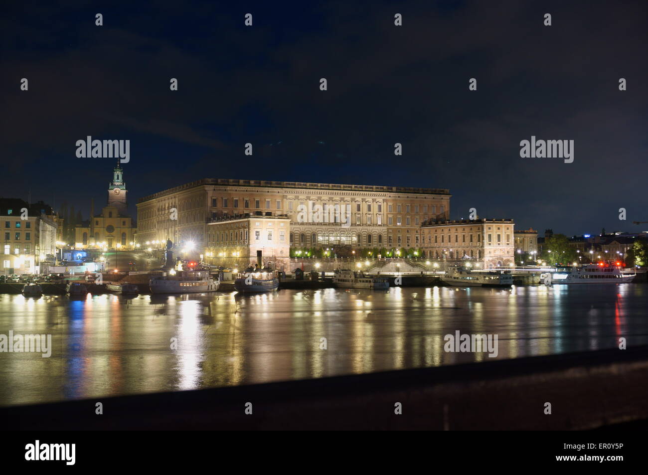 Stockholms royal palace di notte Foto Stock