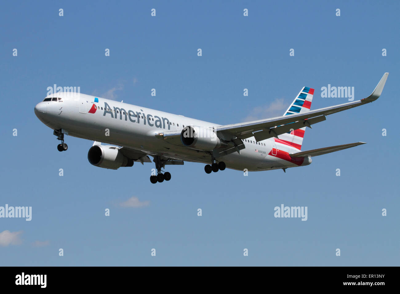 American Airlines Boeing 767-300ER jet del passeggero aereo sulla rotta di avvicinamento Foto Stock