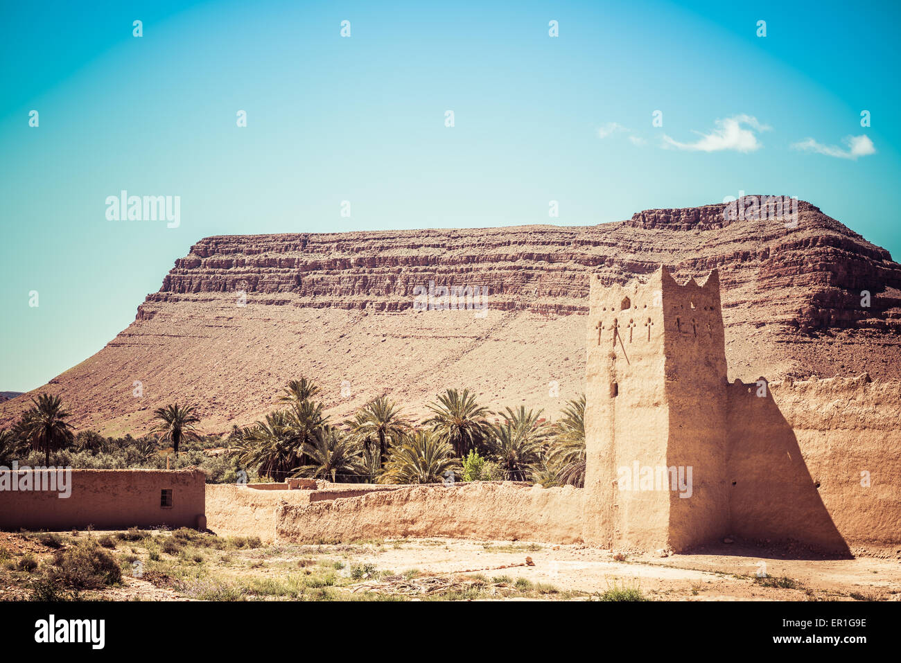 Poco Kasbah (fortificazione) nel sud del Marocco Foto Stock