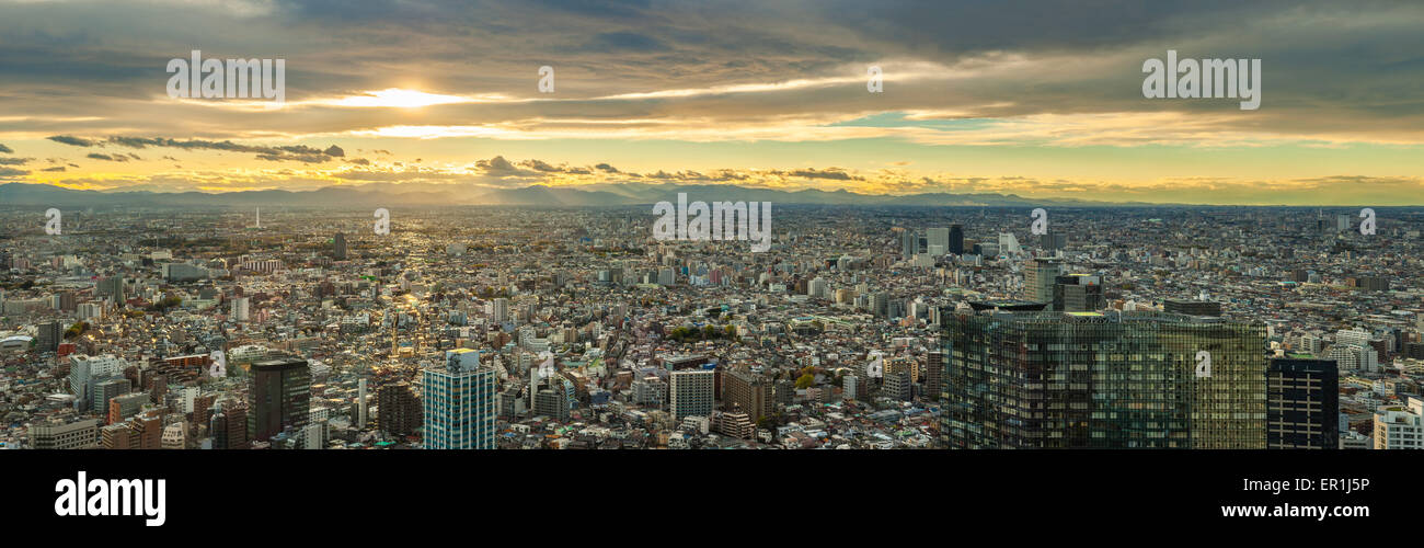 Vista notturna della città del Giappone Foto Stock