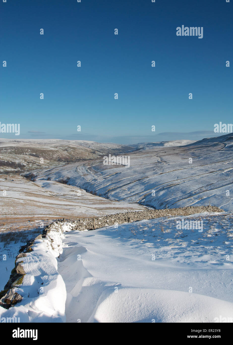Swaledale, North Yorkshire in inverno, visto dal Buttertubs Pass, Foto Stock