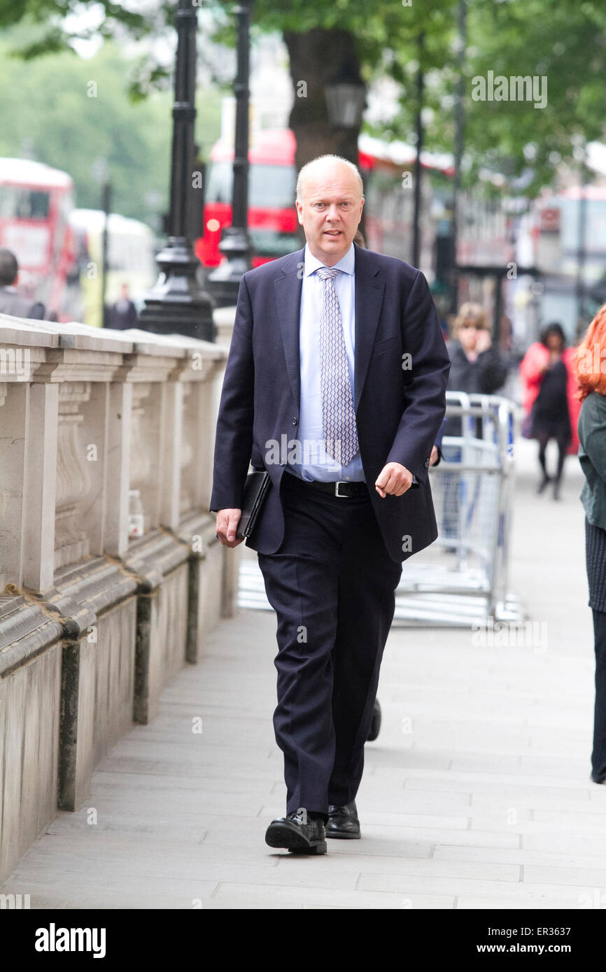 Westminster London, Regno Unito. Il 26 maggio 2015. Leader della House of Commons, Chris Grayling arriva a Downing street settimanale per la riunione di gabinetto lo stato prima apertura di credito al Parlamento: amer ghazzal/Alamy Live News Foto Stock