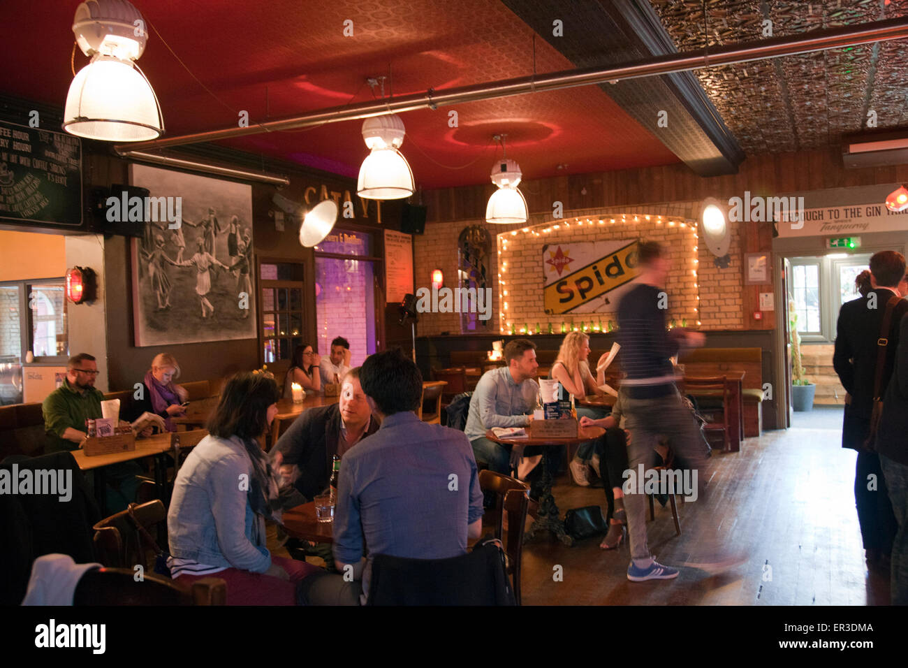 Quattro ladri Pub e il Bistro in Battersea - London REGNO UNITO Foto Stock