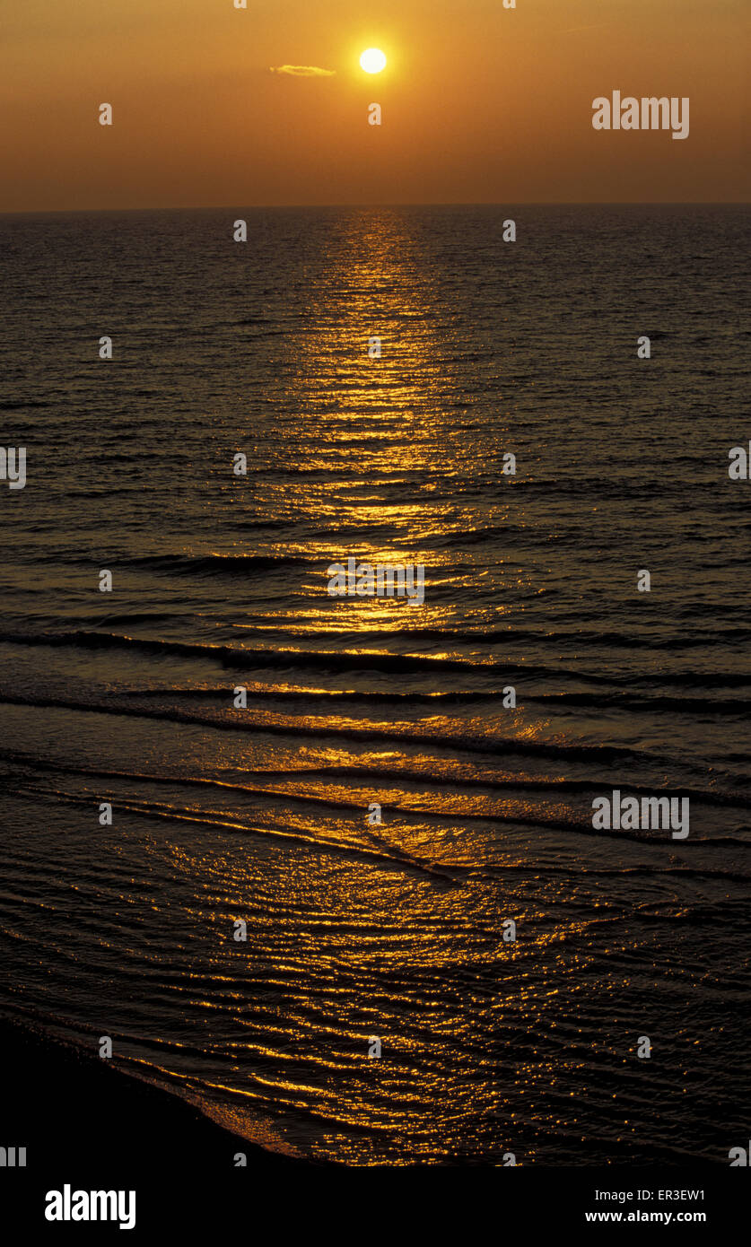 DEU, Germania, Meclemburgo-Pomerania, tramonto a Ahrenshoop presso il Mar Baltico. DEU, Deutschland, Meclenburgo-Pomerania Occidentale, Foto Stock