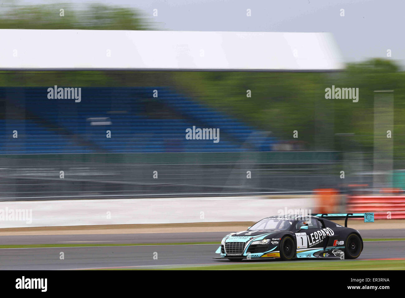 Circuito di Silverstone Northants, Regno Unito. Xxiv Maggio, 2015. Il Blancpaine endurance racing tour, round 2. #1 BELGA AUDI TEAM CLUB WRT (BEL) Audi R8 LMS ULTRA Jean Karl Vernay (FRA) Robin Frijns (NDL) Laurens Vanthoor (BEL) © Azione Sport Plus/Alamy Live News Foto Stock