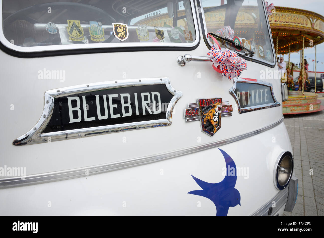 Autobus d'epoca. La parte anteriore di una gamma 1951 Leyland, Royal Tiger vintage bus. Foto Stock