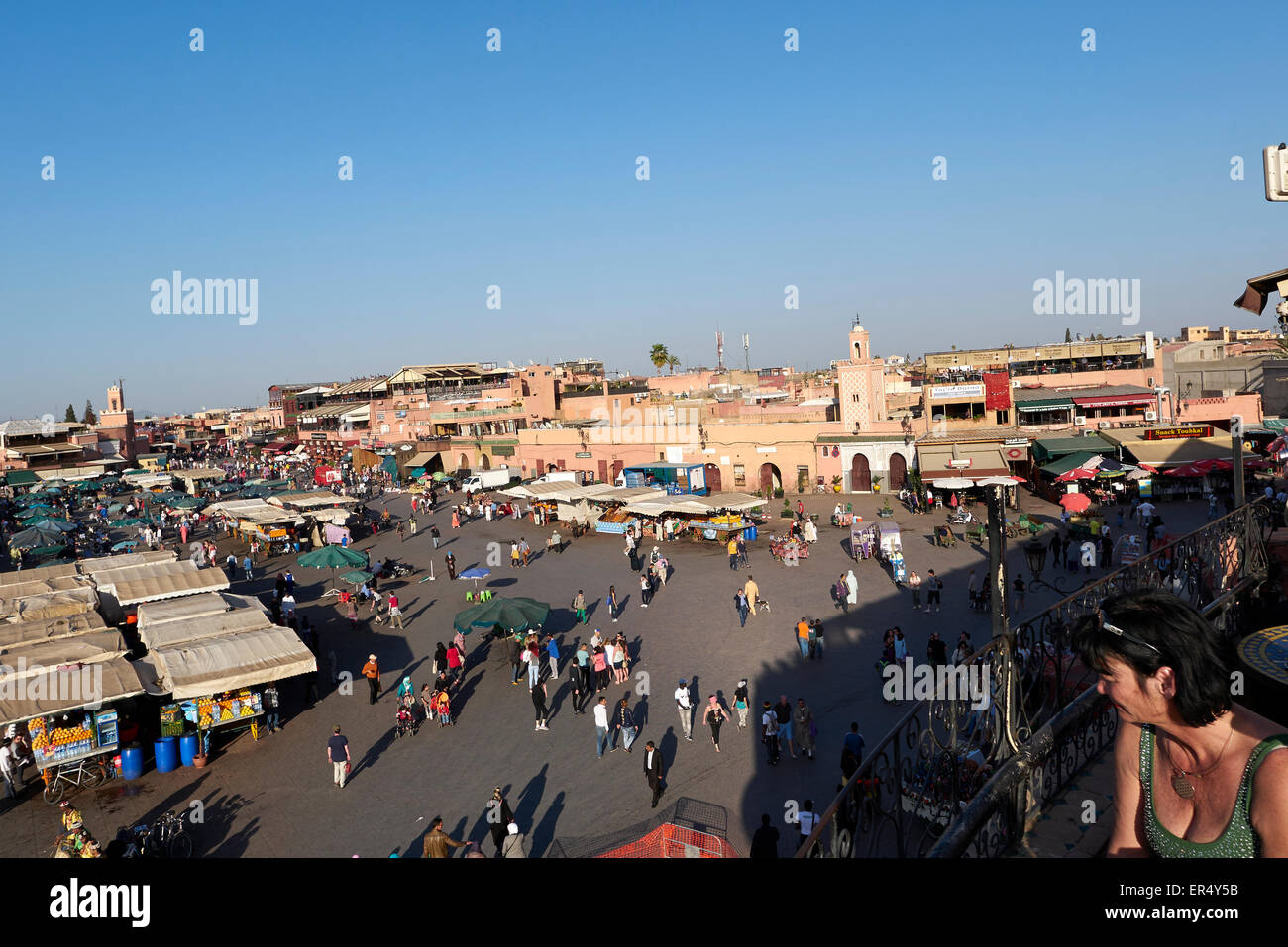 'DJeema el fnaa' - La frenetica Marrakech piazza del mercato Foto Stock
