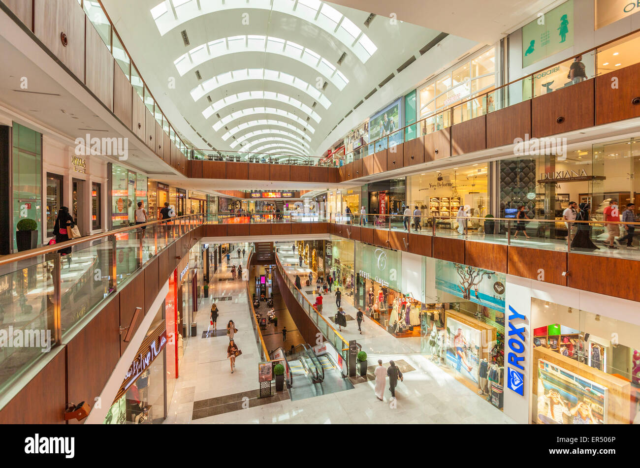 Dubai Mall interno, città di Dubai, Emirati Arabi Uniti, Emirati arabi uniti, Medio Oriente Foto Stock