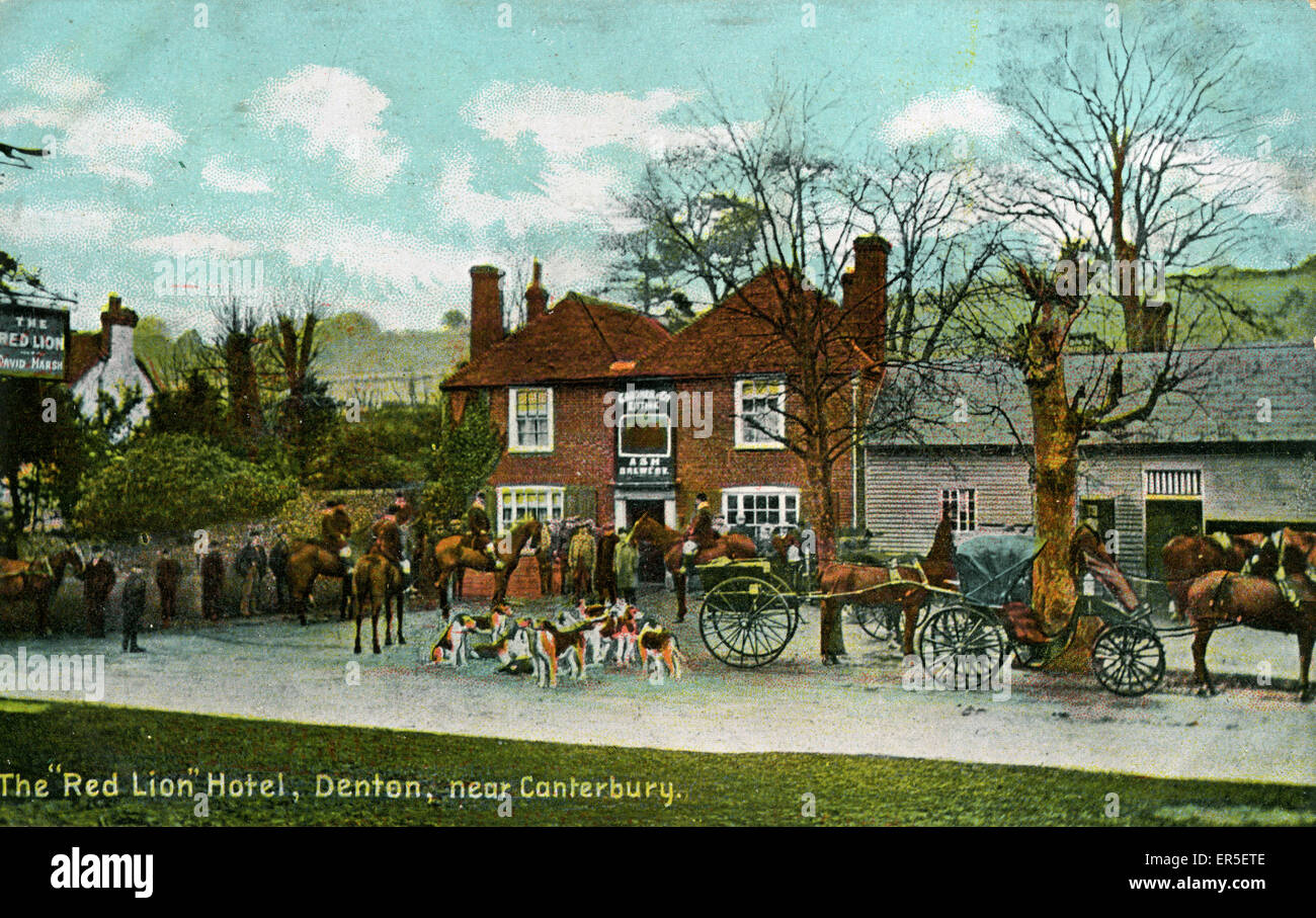 Foxhunting - The Jackdaw Inn - precedentemente The Red Lion Hotel, Foto Stock