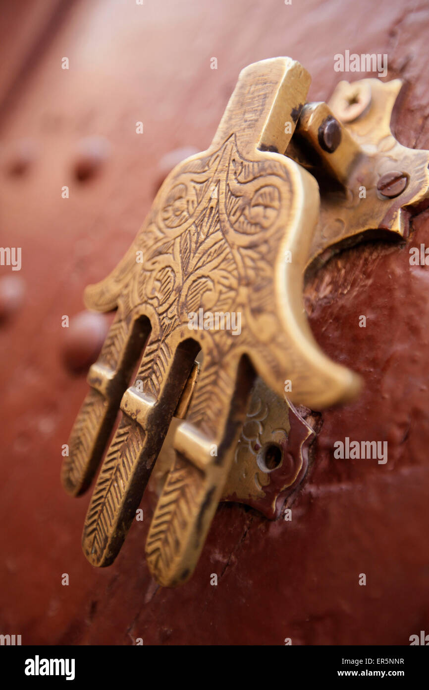 Doorknop hamsa, Marrakech, Marocco Foto Stock