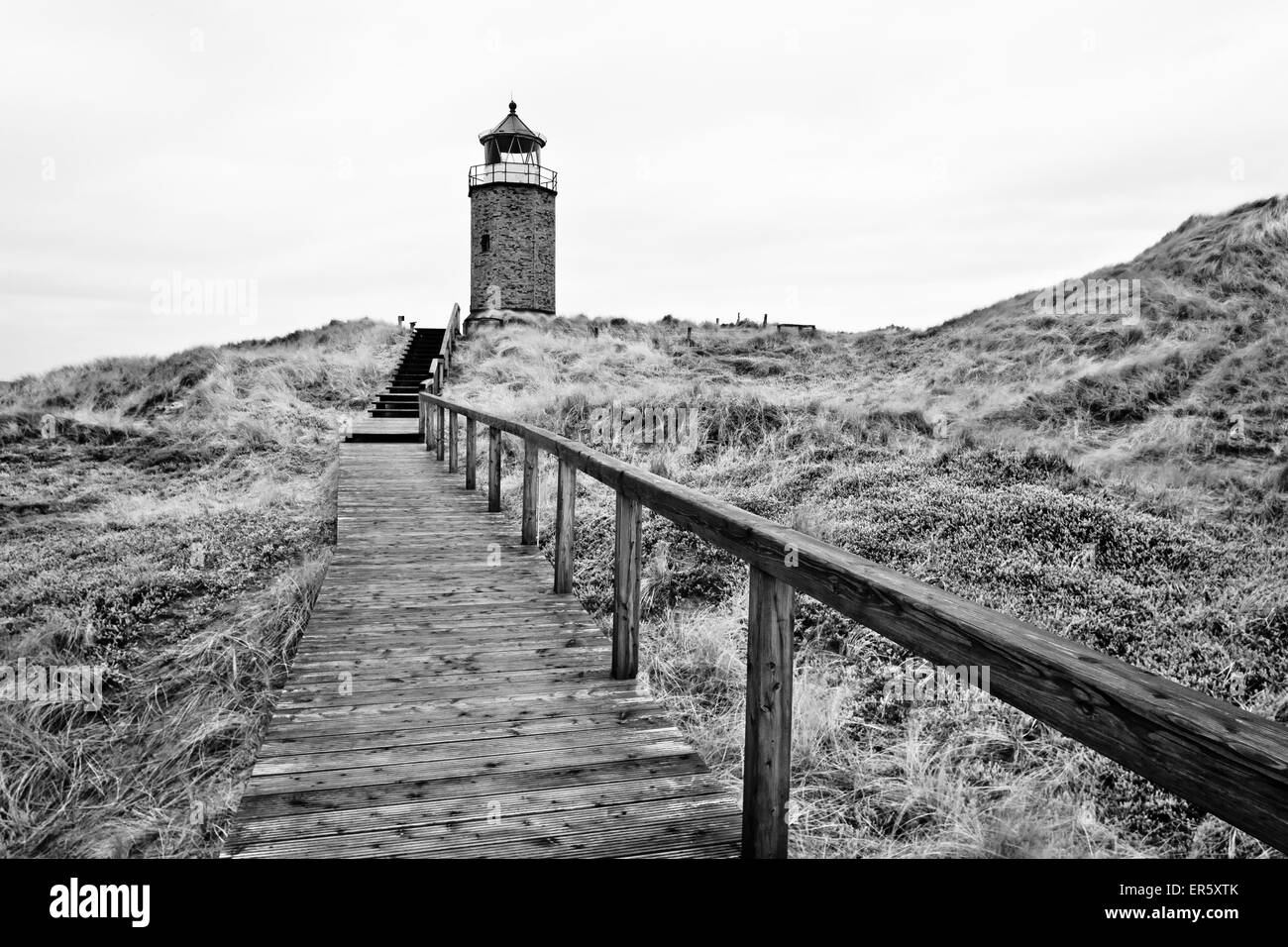 Faro di Kampen, Quermarkenfeuer, Red Cliff, mare del Nord, Kampen, Sylt, Schleswig-Holstein, Germania Foto Stock