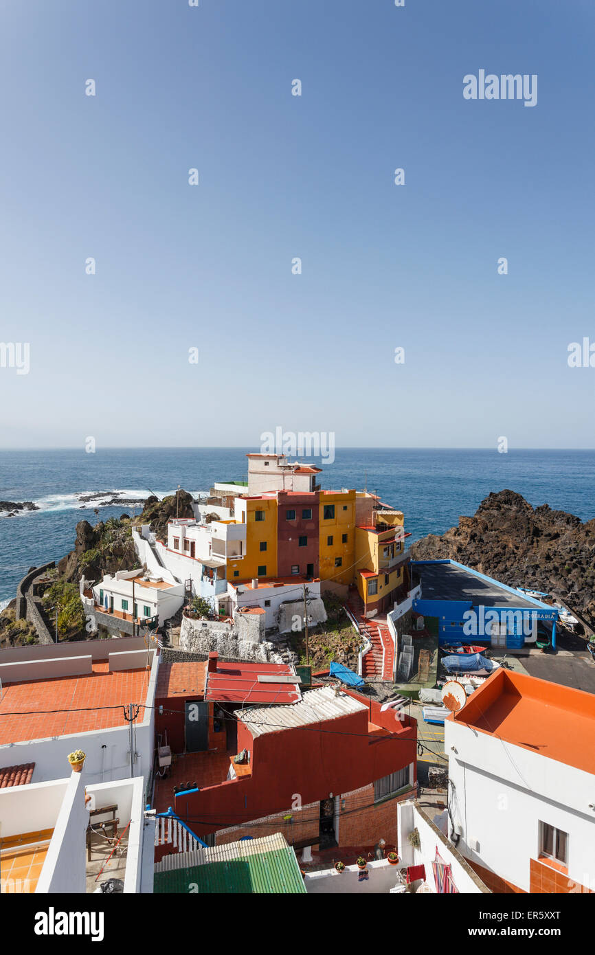 El pri, villaggio costiero con il porto di pesca, Oceano Atlantico, Tenerife, Isole Canarie, Spagna, Europa Foto Stock