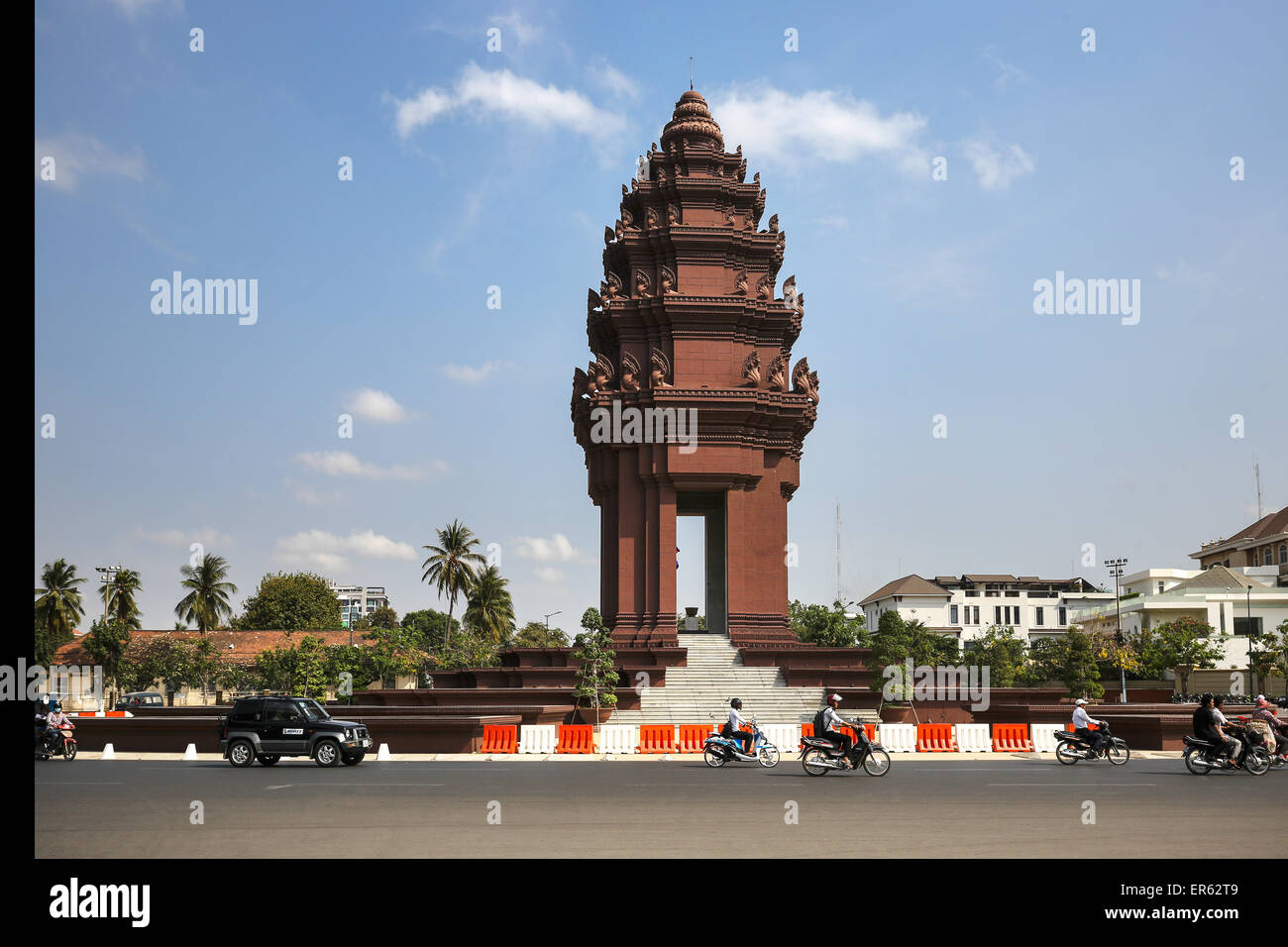 Rotatoria presso l'indipendenza monumento, Phnom Penh Cambogia Foto Stock