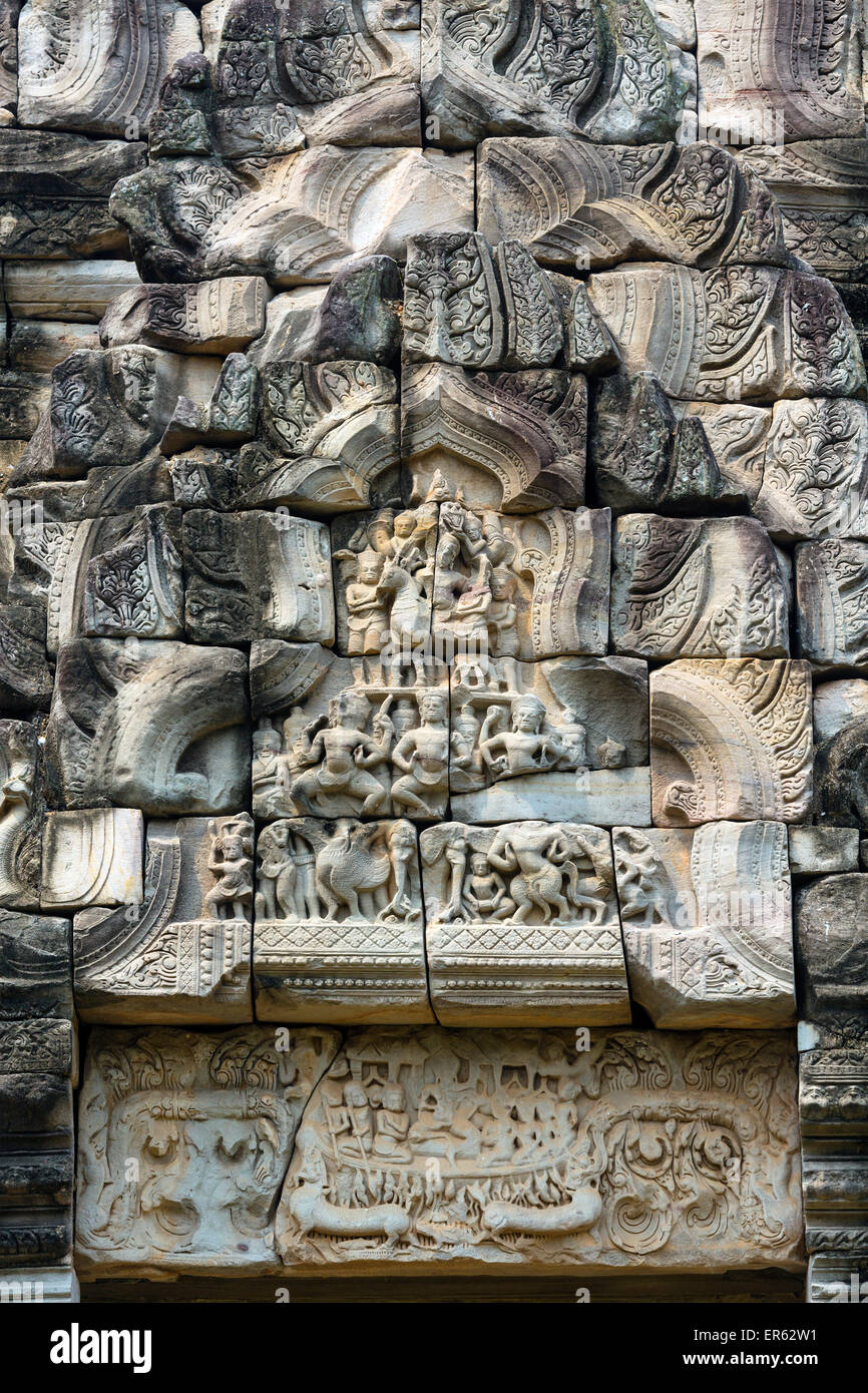 Arenaria di rilievo all'ingresso orientale, Prasat, Phimai parco storico, Korat, Nakhon Ratchasima Provincia, Isan, Isaan Foto Stock