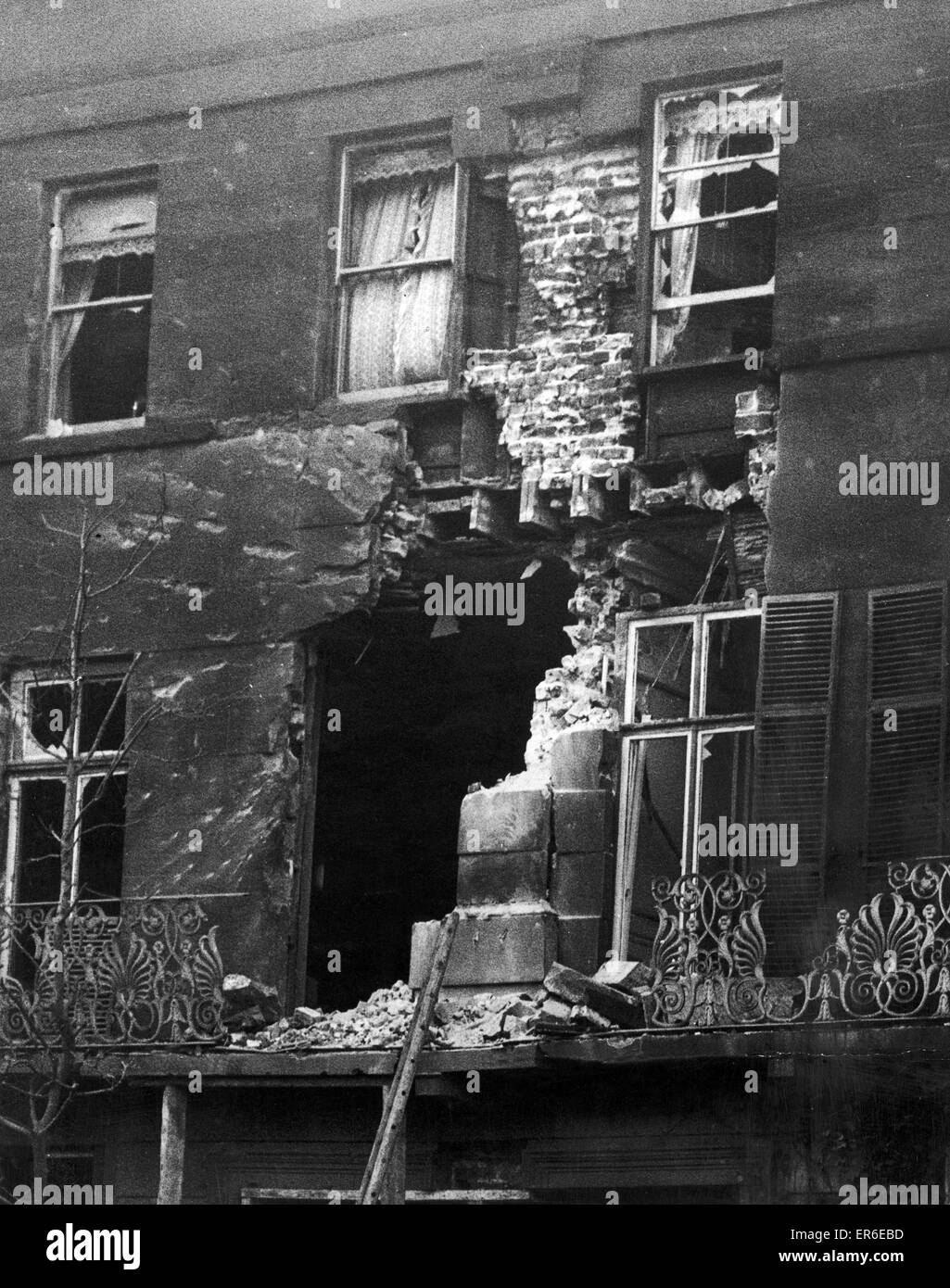 Casa in Crescent Scarborough colpita dalla shell tedesco fuoco durante un raid dall'Imperiale Marina militare tedesca sulla costa est 15 Dicembre 1914 Foto Stock