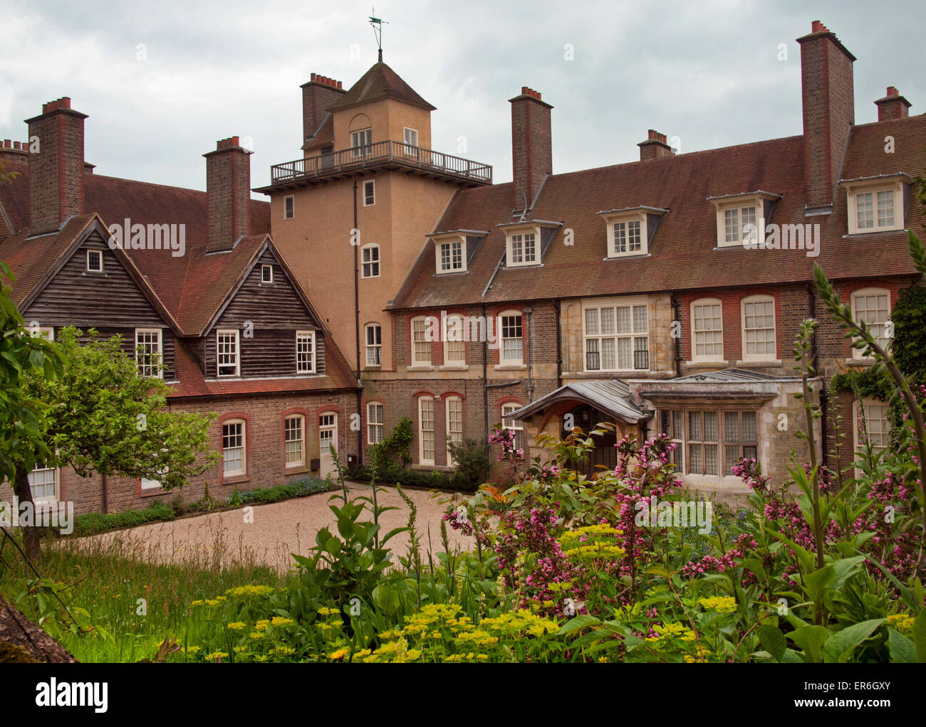 Standen House, una proprietà del National Trust nel West Sussex Foto Stock