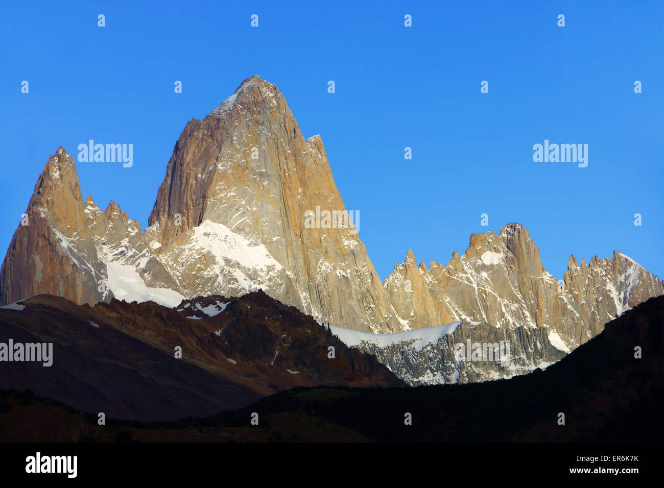 Il monte Fitz Roy, Patagonia, Argentina Foto Stock Il monte Fitz Roy, Patagonia, Argentina Foto Stock