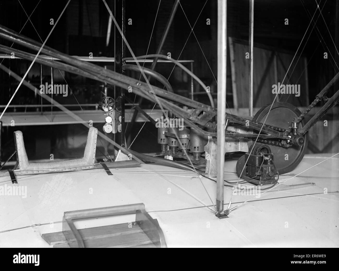 Vista posteriore del motore a quattro cilindri dei fratelli Wright come INS Foto Stock