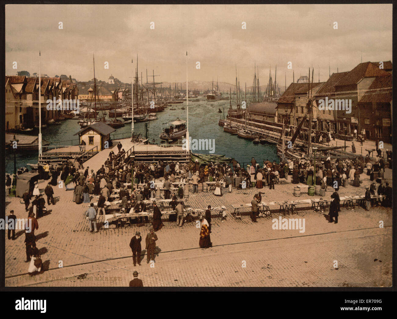 Mercato del Pesce di Bergen, Norvegia. Data compresa tra ca. 1890 e ca. 1900. Foto Stock