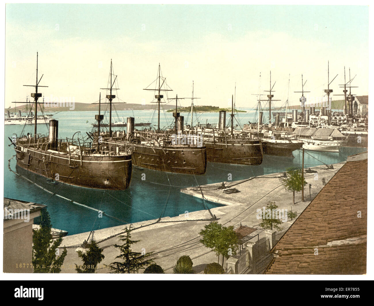 Pola, il Navy Yard, Istria, Austro-Ungheria Foto Stock