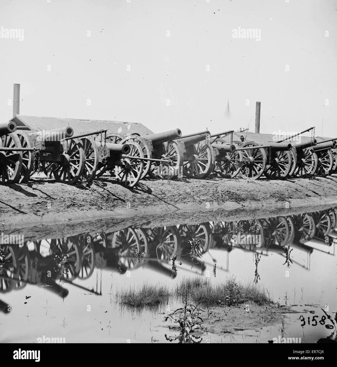 Richmond, Virginia Catturati pistole d'assedio a Rocketts; vie diverse Foto Stock