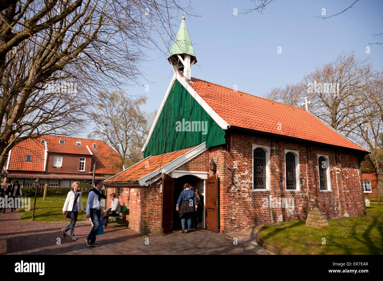 I protestanti vecchia isola Chiesa, Est isola Frisone Spiekeroog, Bassa Sassonia, Germania Foto Stock