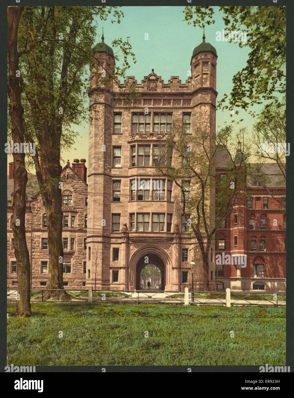 Phelps Hall and gateway, Yale College Foto Stock