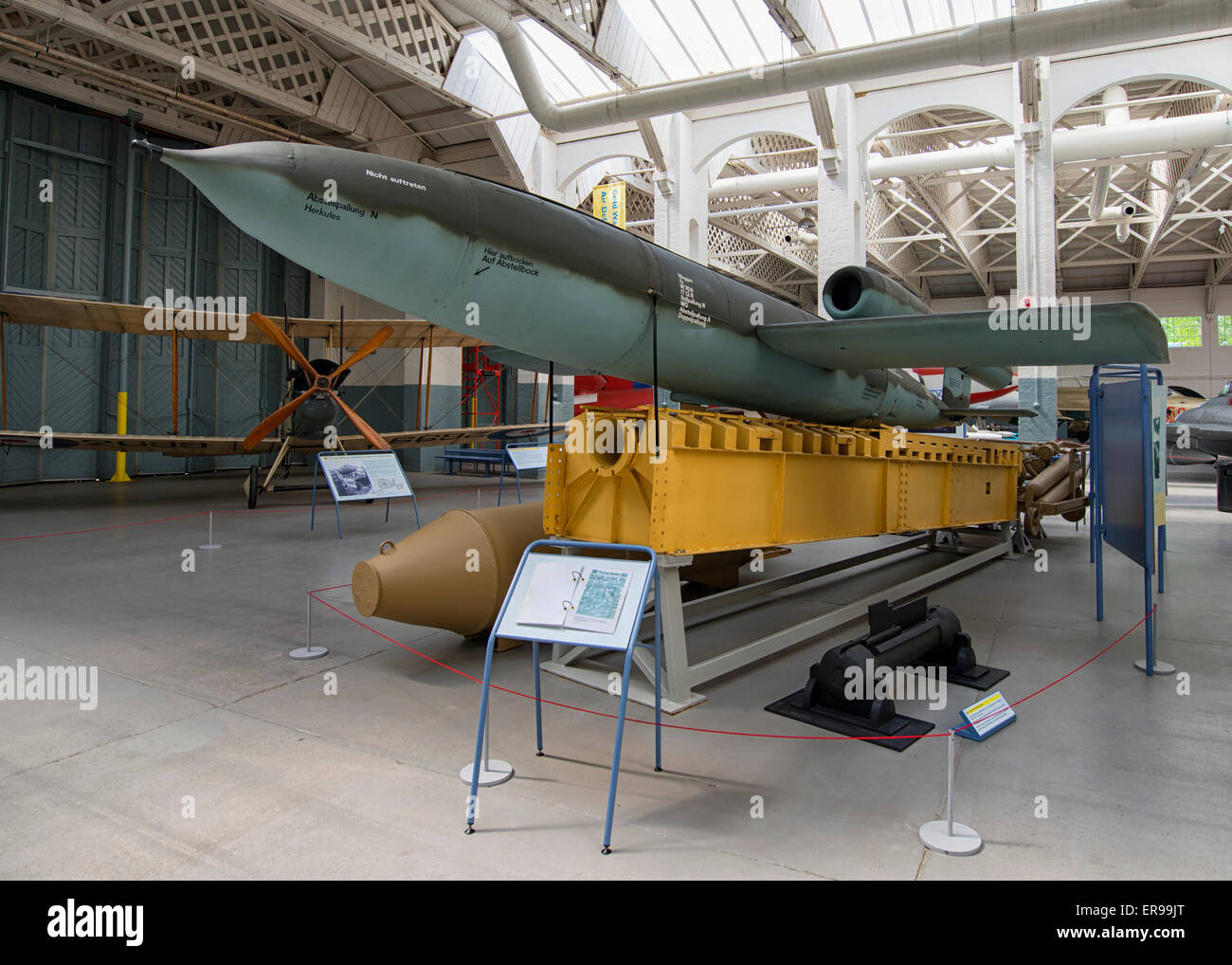 V-1 battenti bomba a IWM Duxford, REGNO UNITO Foto Stock