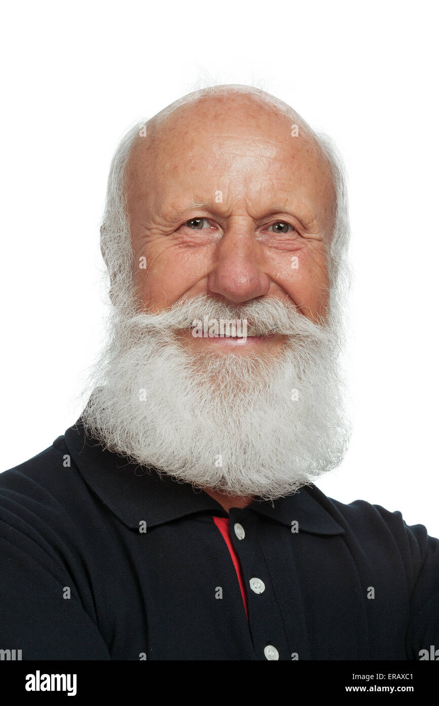 Uomo vecchio con una lunga barba su sfondo bianco Foto Stock