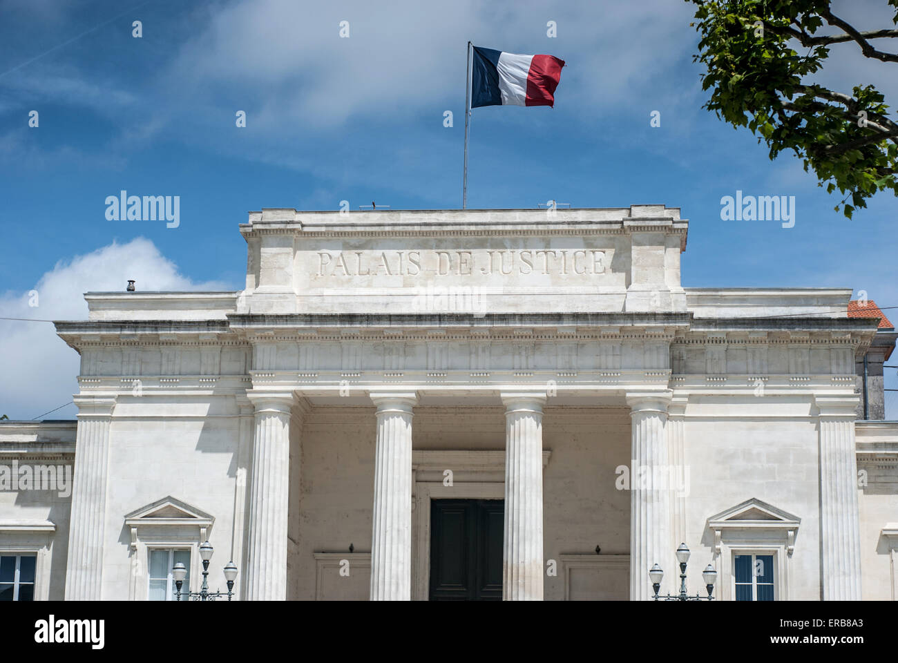 Palais de Justice esterno in Saintes Francia Foto Stock