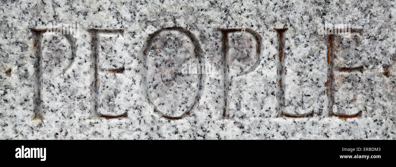 Iscrizione della parola persone dalla statua in Washington D.C. negli Stati Uniti Foto Stock