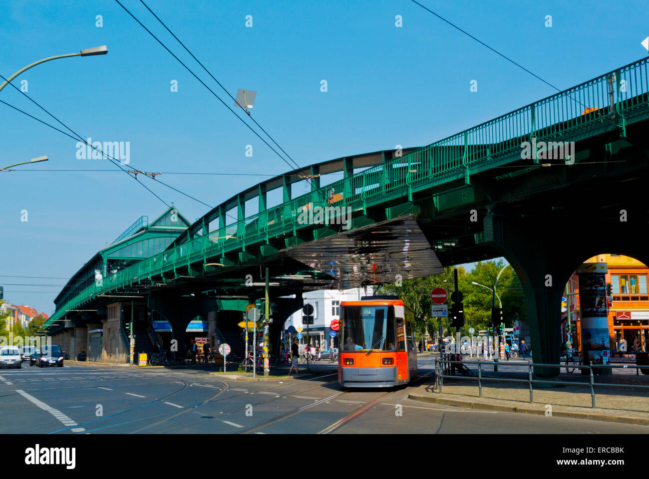 Giunzione Eberswalderstrasse, quartiere Prenzlauer Berg di Berlino, Germania Foto Stock