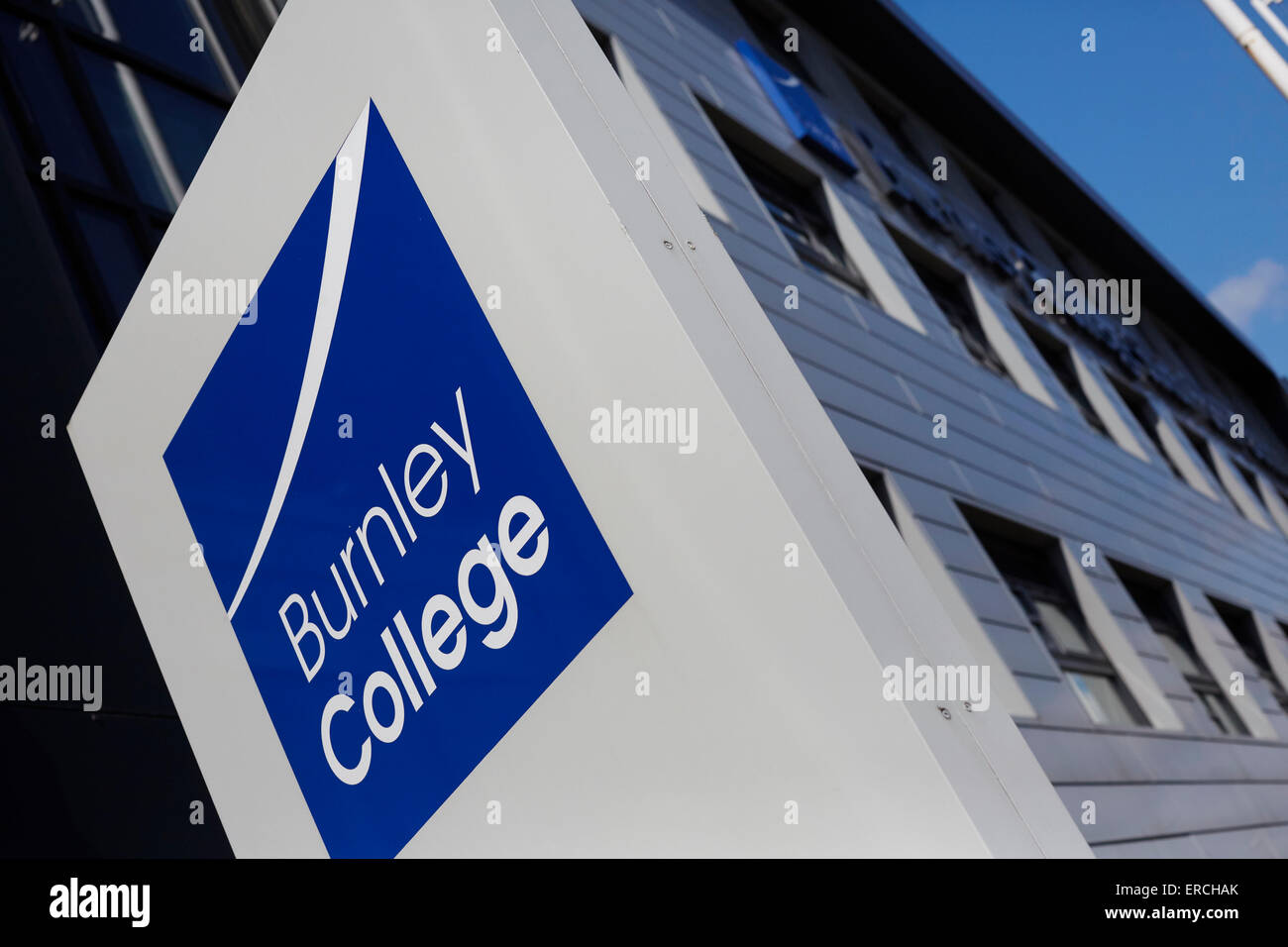 Burnley Sixth Form College logo segno UK Gran Bretagna British Regno Unito Europa isola Europea Inghilterra inglese isle nort Foto Stock