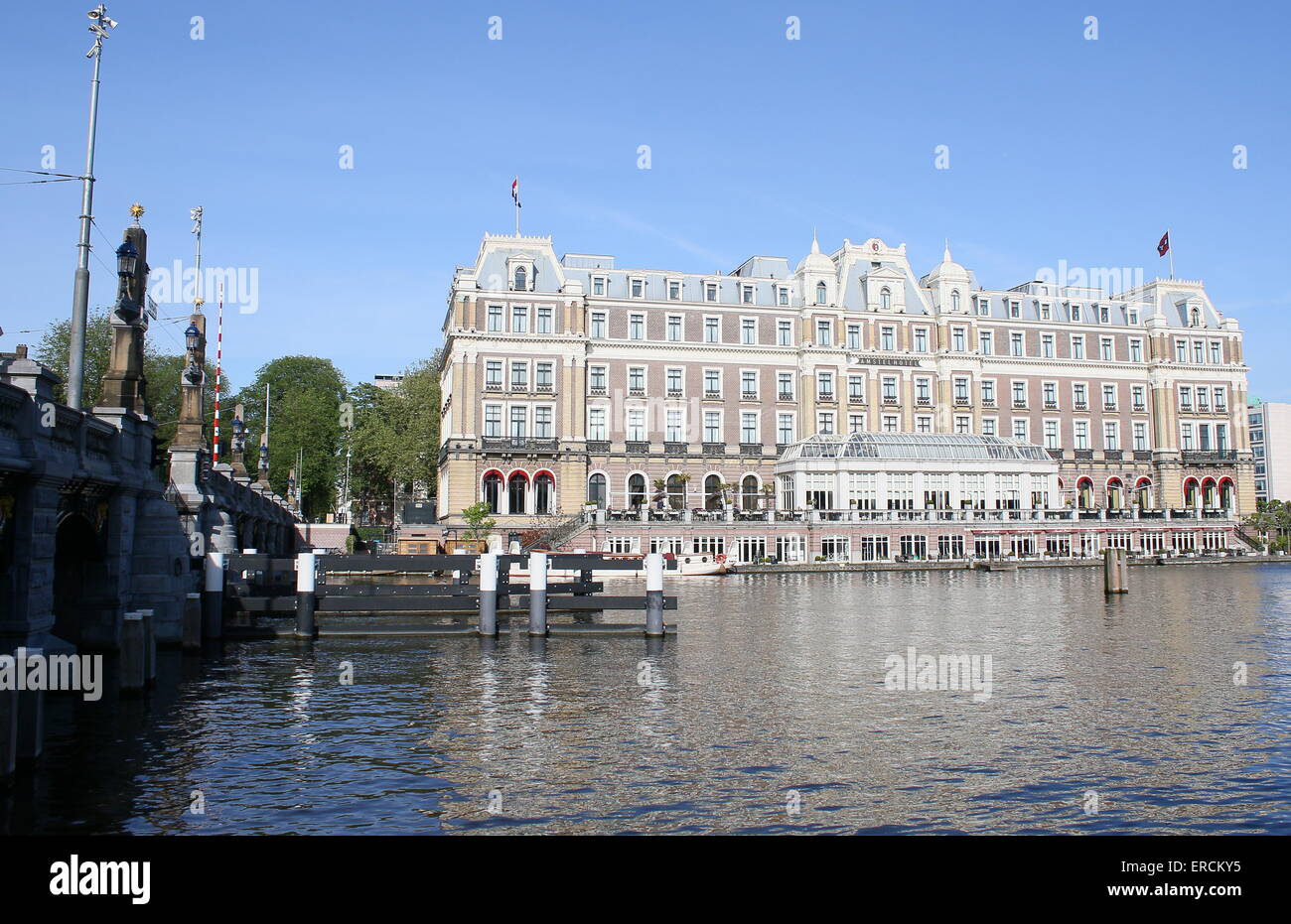 InterContinental Amstel Amsterdam Hotel o Amstel Hotel, un hotel a cinque stelle a Amsterdam, Paesi Bassi, sul fiume Amstel Foto Stock
