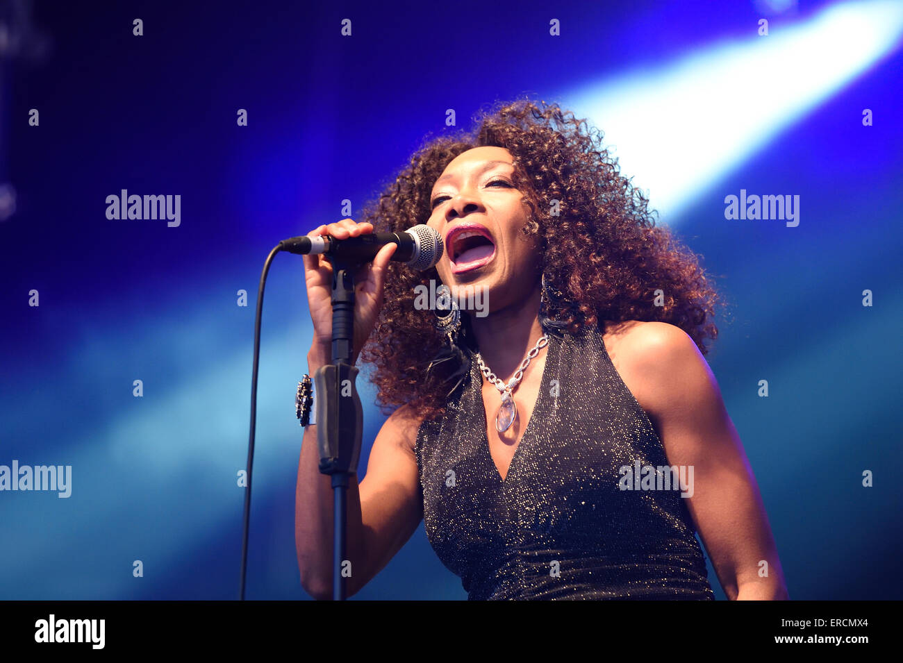 Boney M a Wychwood Music Festival2015 a Cheltenham Gloucestershire in Inghilterra Foto Stock