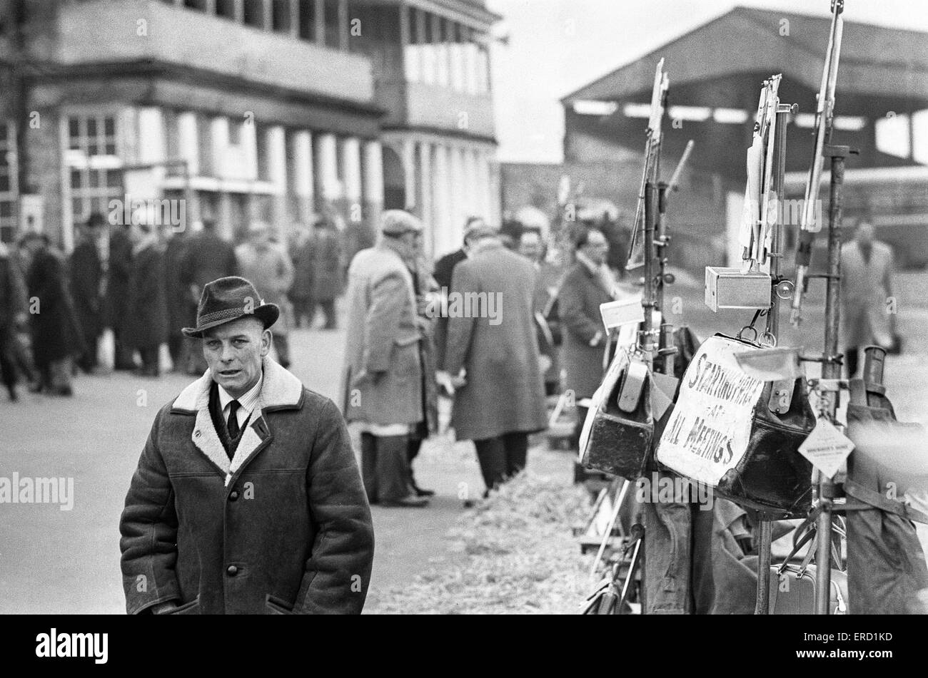 Racing a Lincoln Racecourse, Lincolnshire, mercoledì 18 marzo 1964. Foto Stock