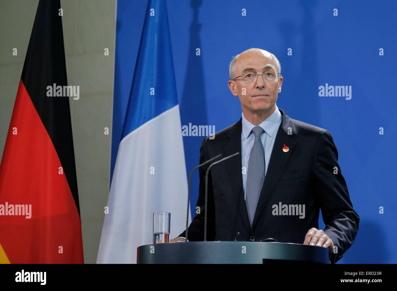 Berlino, Germania. Dal 01 Giugno, 2015. Dichiarazioni dal Cancelliere tedesco Angela Merkel e il presidente francese Hollande e UE-Il Presidente Juncker per la riunione del "Tavola rotonda europea degli industriali", dove prendere parte 20 presidente della società europea, realizzata presso la cancelleria tedesca a Berlino, in Germania il 01 juni 2015. / Immagine: Benoît Potier Credito: Reynaldo Chaib Paganelli/Alamy Live News Foto Stock