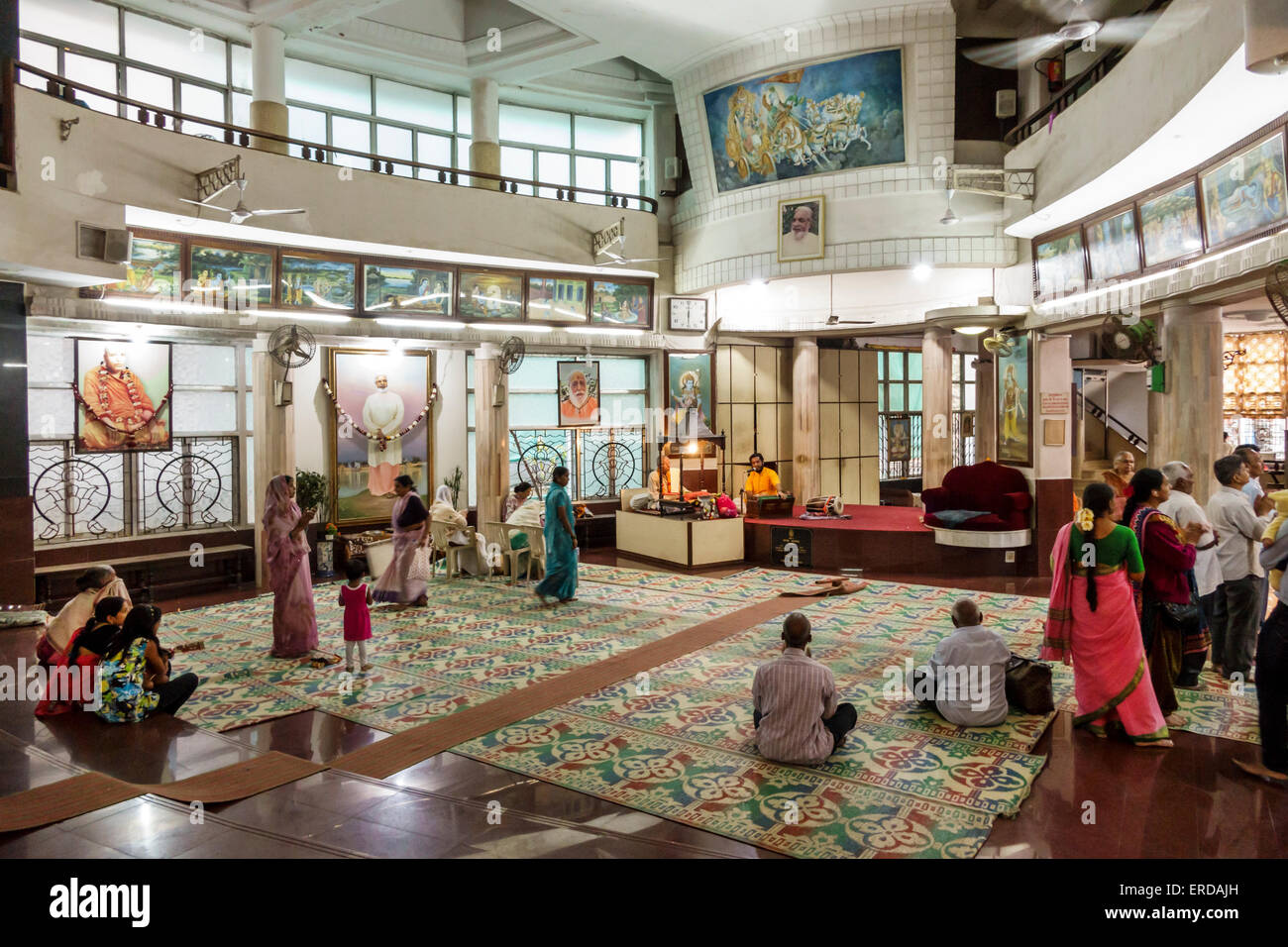 Mumbai India,BREACH Candy,Cumballa Hill,Shri Sadhubella Krishna Tempio,religione,religiosa,interno,India150301227 Foto Stock