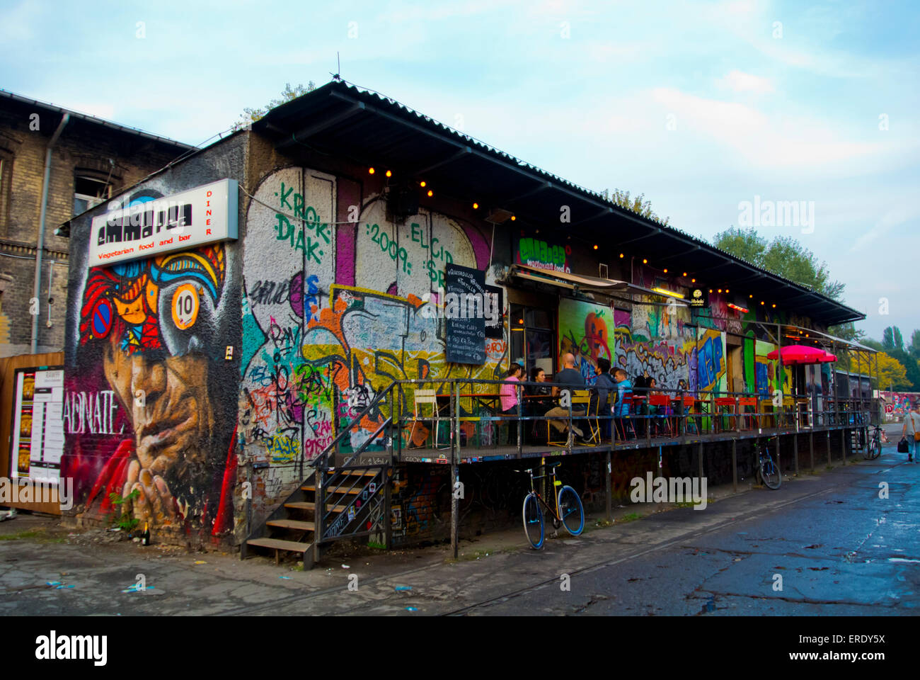 Emma pisello, ristorante vegano, materie tempio, Friedrichshain di Berlino, Germania Foto Stock