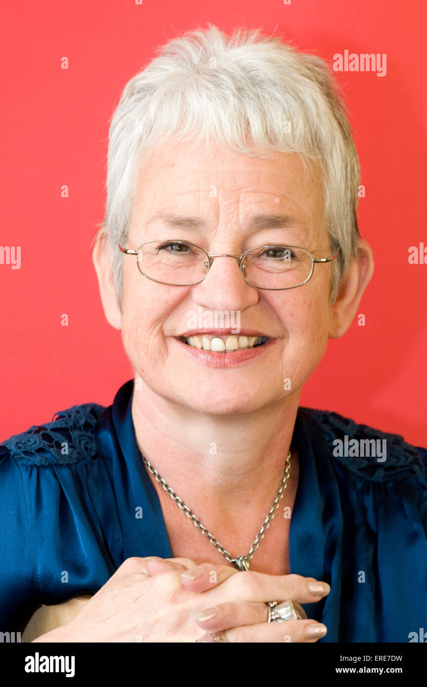 Jacqueline Wilson DBE a Cheltenham Festival della Letteratura, Gloucestershire, Inghilterra, 18 ottobre 2008. JW: Inglese bambini Foto Stock